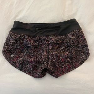 Lululemon speed up low rise short 2.5” size 4